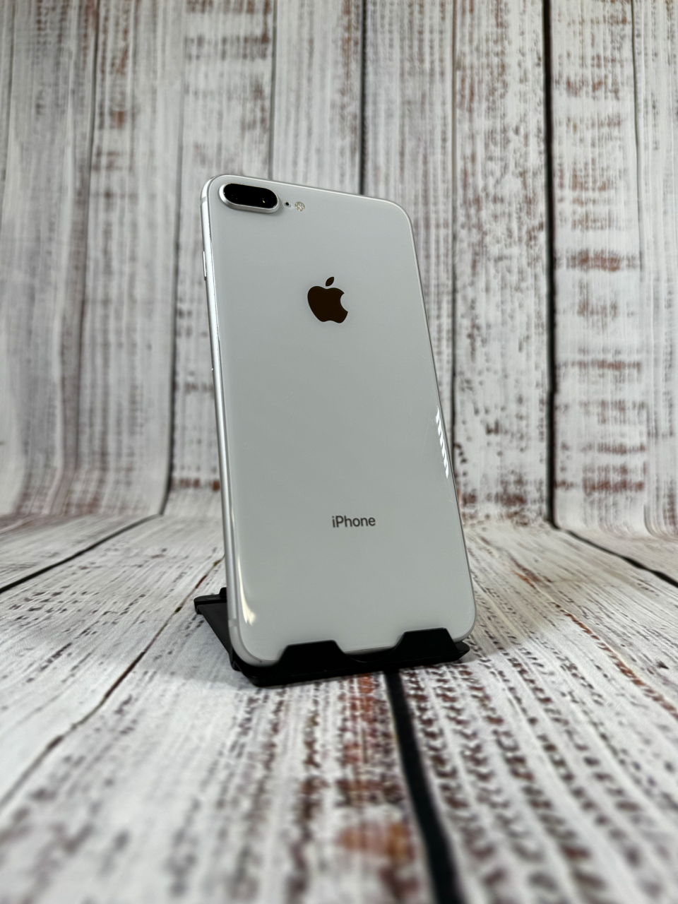 iPhone 8 Plus